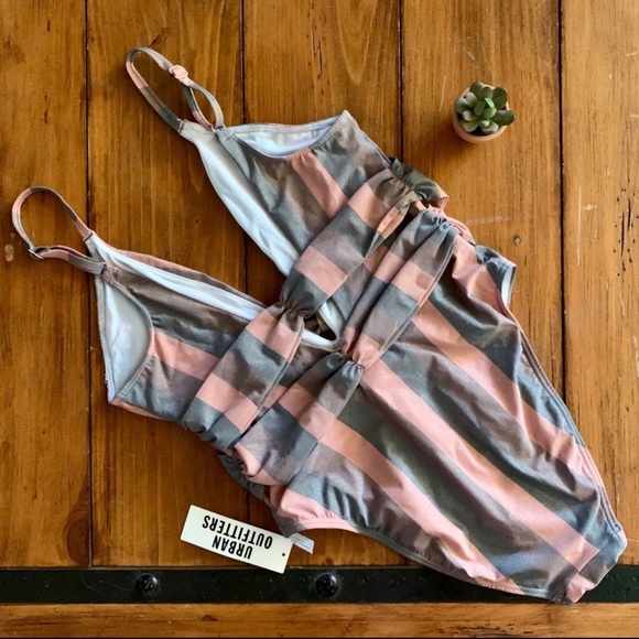 Pink & Gray Cici Knotty One Piece Swimsuit Bikini - Picture 6 of 6